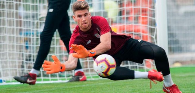 Unai Simón regresa al Athletic tras veinte días cedido en el Elche