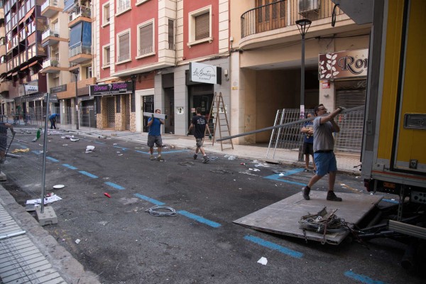 Alicante vuelve a la normalidad tras la Cremà de 2019 (Fotos: PEPE OLIVARES)