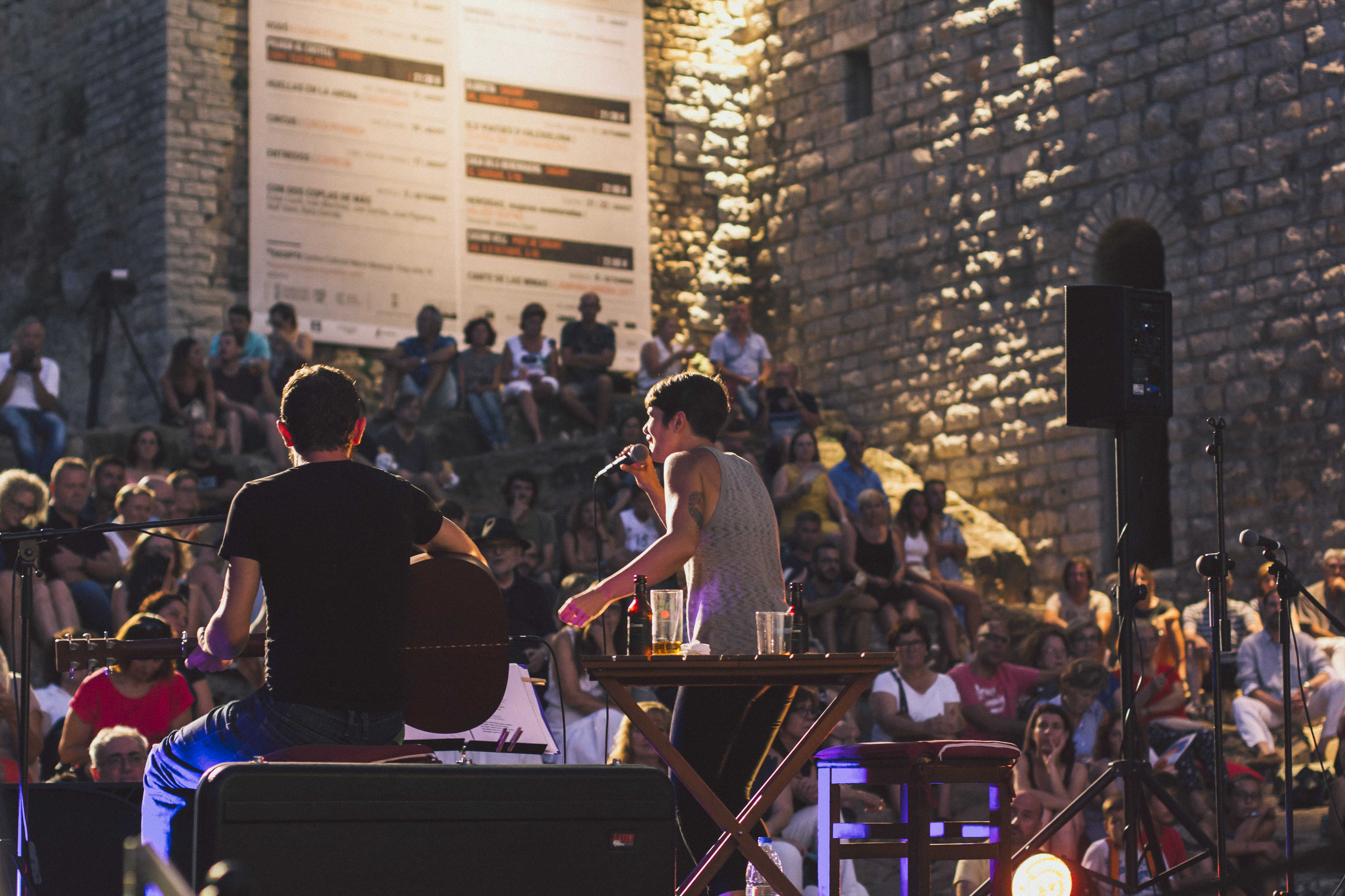 Els Jovens dan comienzo a Sagunt Reviu, un festival de música a las faldas del teatro romano 