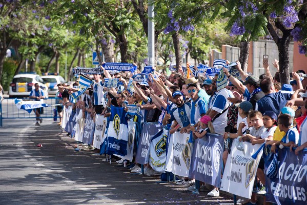 Hércules-Ponferradina. El ambiente (fotos RAFA MOLINA)
