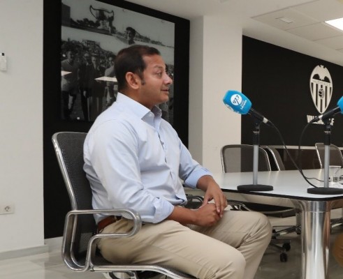 Murthy no descarta a Guedes, pide 120 millones por Rodrigo y reconoce ofertas por Zaza