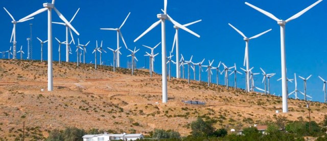 Más de 2.600 negocios valencianos usan exclusivamente energías renovables, según un estudio
