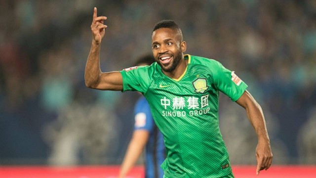 El Valencia sondea a Bakambu 