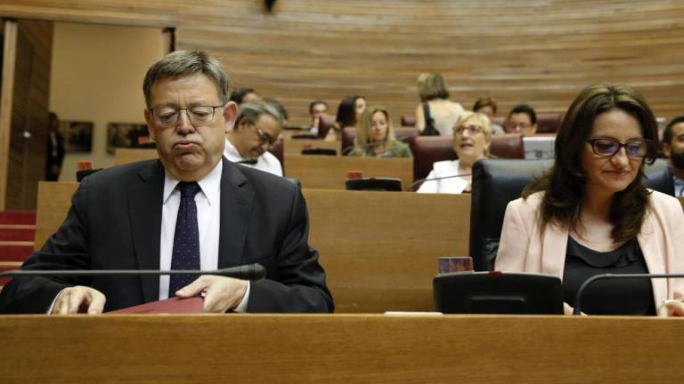 El president de la Generalitat, Ximo Puig, y la vicepresidenta, Mónica Oltra. Foto: EFE - 