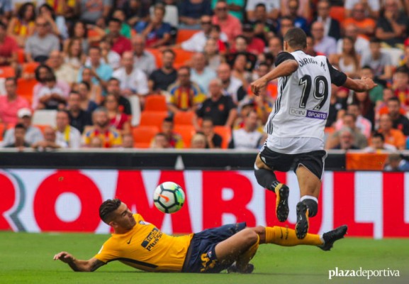 Valencia y Atleti alzan el telón de la liga en Mestalla