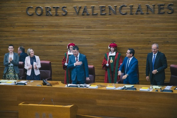 Sesión constitutiva de la décima legislatura de Les Corts (Fotos: KIKE TABERNER)
