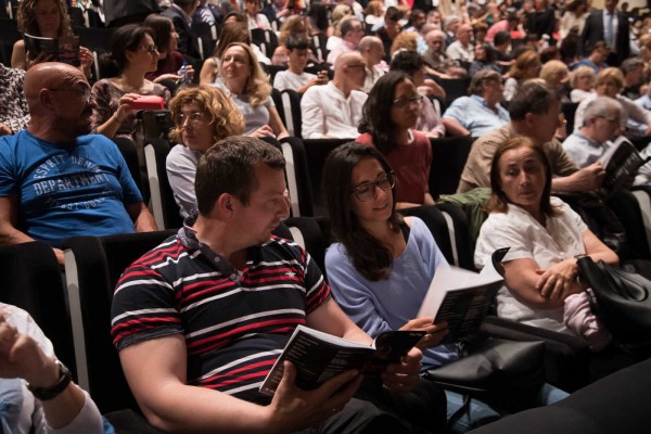 La Fura dels Baus en el ADDA con motivo del Día de Europa (fotos PEPE OLIVARES)