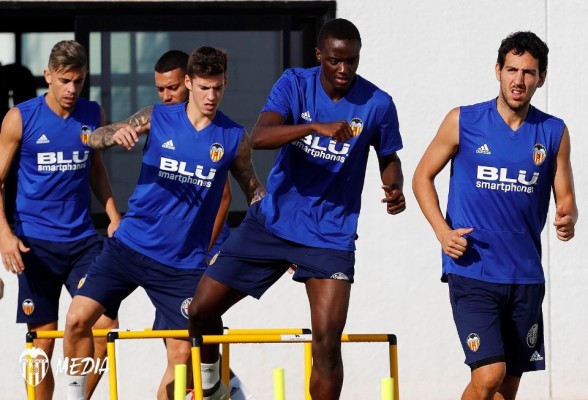 Garay sigue al margen en la segunda sesión de trabajo