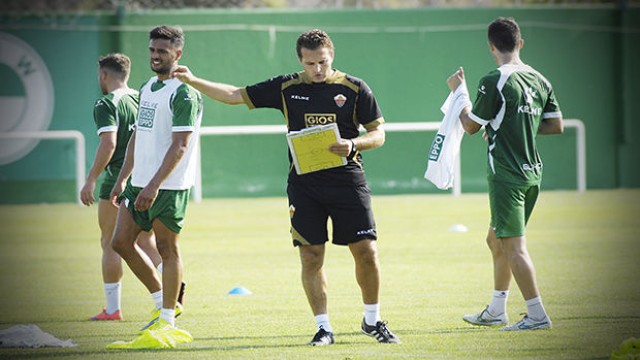 Pelayo estará entre cuatro y seis semanas de baja por una lesión muscular