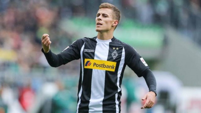 Hazard dice que se queda en el Borussia y se aleja como alternativa a Guedes