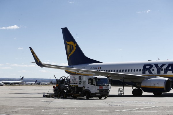 Polémica servida con la decisión de Ryanair de cobrar por el equipaje de mano desde noviembre