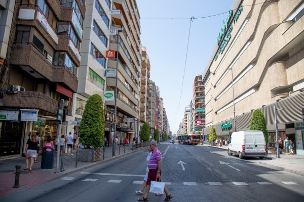 Los hermanos Colonques, los mayores 'caseros' de Maisonnave, la milla de oro de Alicante