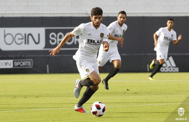 El Mestalla suma la primera victoria ante el CD Ebro