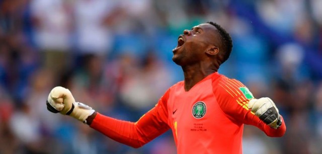 El portero Francis Uzoho, segundo nigeriano en la historia del Elche

