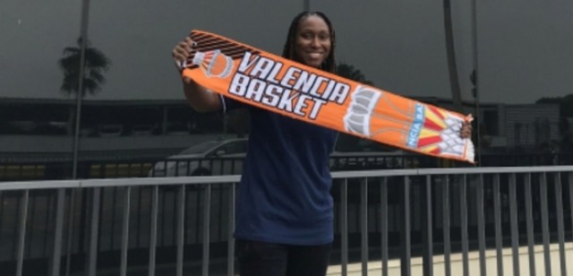 Davis llega a València para devolverle a la ciudad 