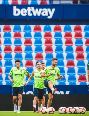 El defensa Iván López jugará cedido en el Nàstic