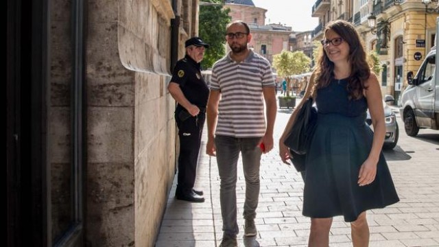 Puig y Oltra se reúnen en el Palau de la Generalitat tras varios días de tensión en el Consell