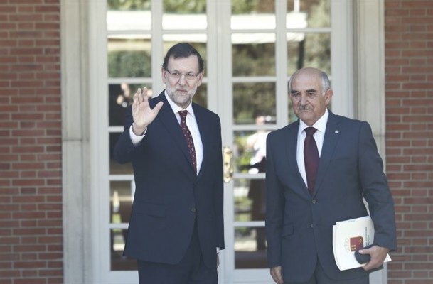 El expresidente de Murcia (PP) pide la renuncia de Mariano Rajoy y Rita Barberá