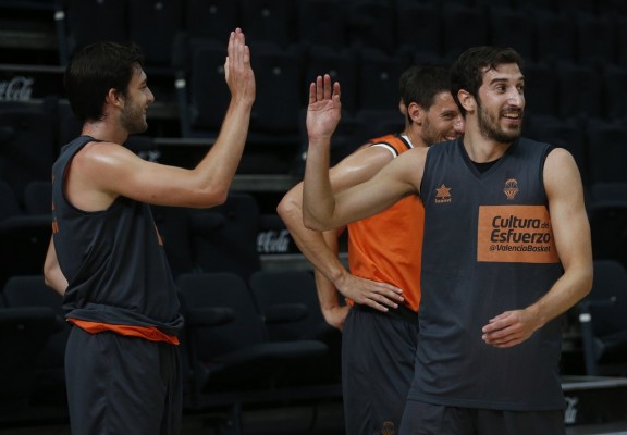 El Valencia de Ponsarnau se estrena ante UCAM Murcia con sus tres fichajes