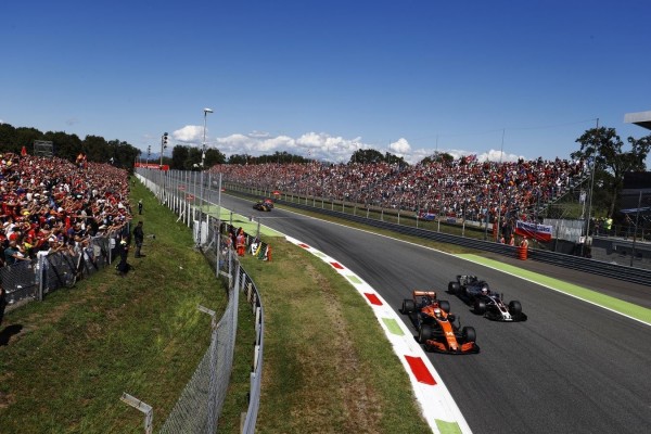 Monza mide la reacción de Vettel y Alonso y Sainz se preparan para sufrir