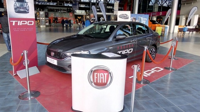 Los concesionarios Fiat sacan el nuevo Tipo a la calle‏ en Kinépolis