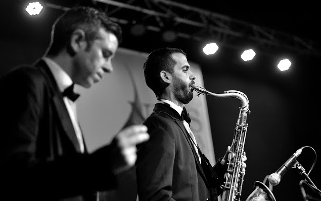 Los ritmos americanos de la Babalú Swing Band suben el telón de L'Alfàs en Jazz 
