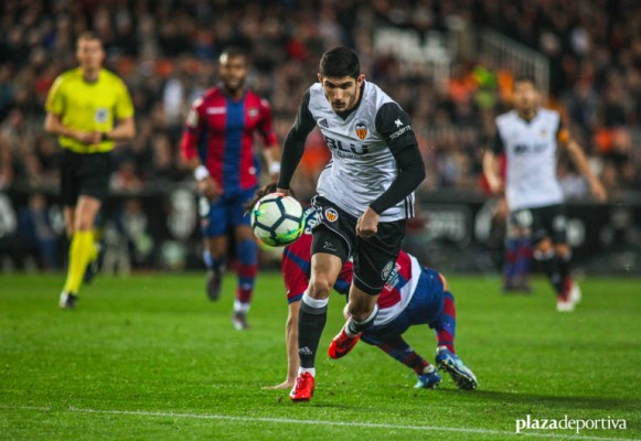 'Sant Vicent' para Guedes, Garay descartado mientras que Kondogbia se mantiene como duda