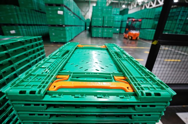 Cajas de plástico para supermercados: un negocio de 435 millones radicado en la Comunitat