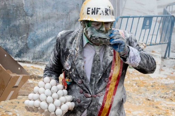 Els Enfarinats de Ibi (fotos PEPE OLIVARES)