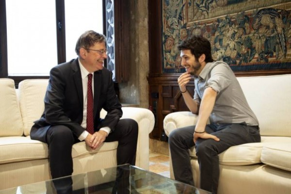 Puig se 'enrolla' con Podemos: no al adelanto y sí a la reunión del Botànic