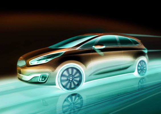 Renault, líder del mercado automovilístico en agosto y el Kia Carens, el modelo más vendido
