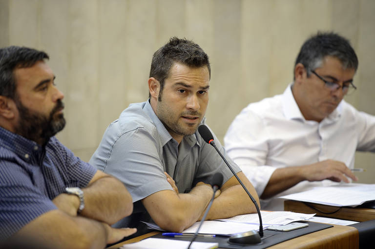 Compromís propone que los asesores de la Diputación de Alicante no puedan recibir becas