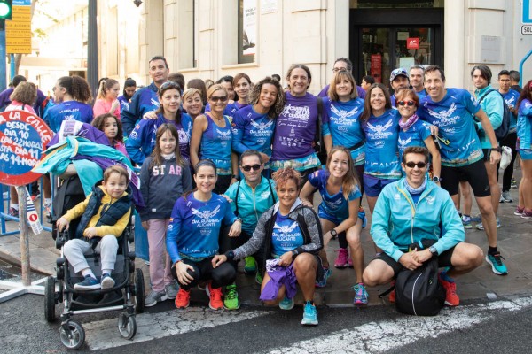 Carrera solidaria contra el cáncer de páncreas (Fotos: PEPE OLIVARES)