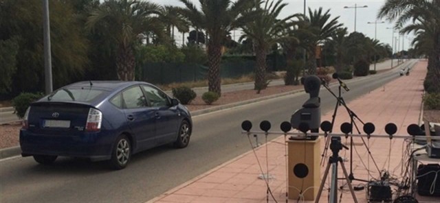 CHM desarrolla un pavimento acústico para prevenir los atropellos de coches eléctricos