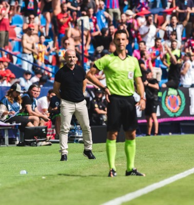 Paco López da el fin de semana libre a la plantilla