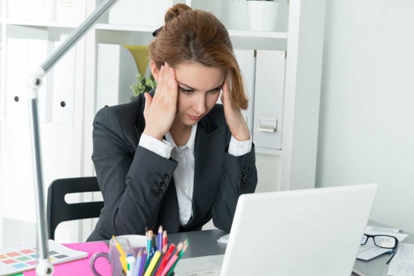 Un estudio avisa de que el 74% de los españoles ha ido a trabajar estando enfermo