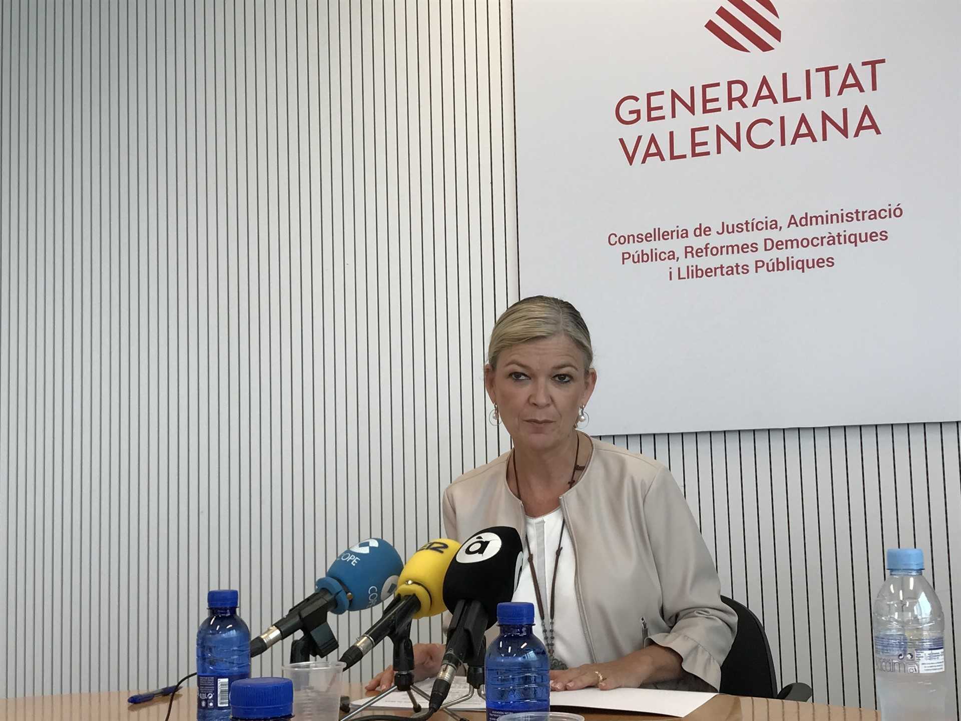 Bravo ve compatible su comisaría y la de Oltra: 