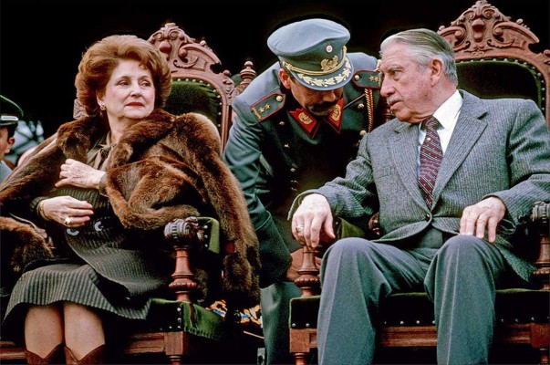 Los travestis de Pinochet