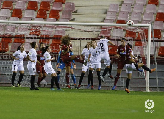 El Valencia se topa con un Logroño serio y empata en Las Gaunas