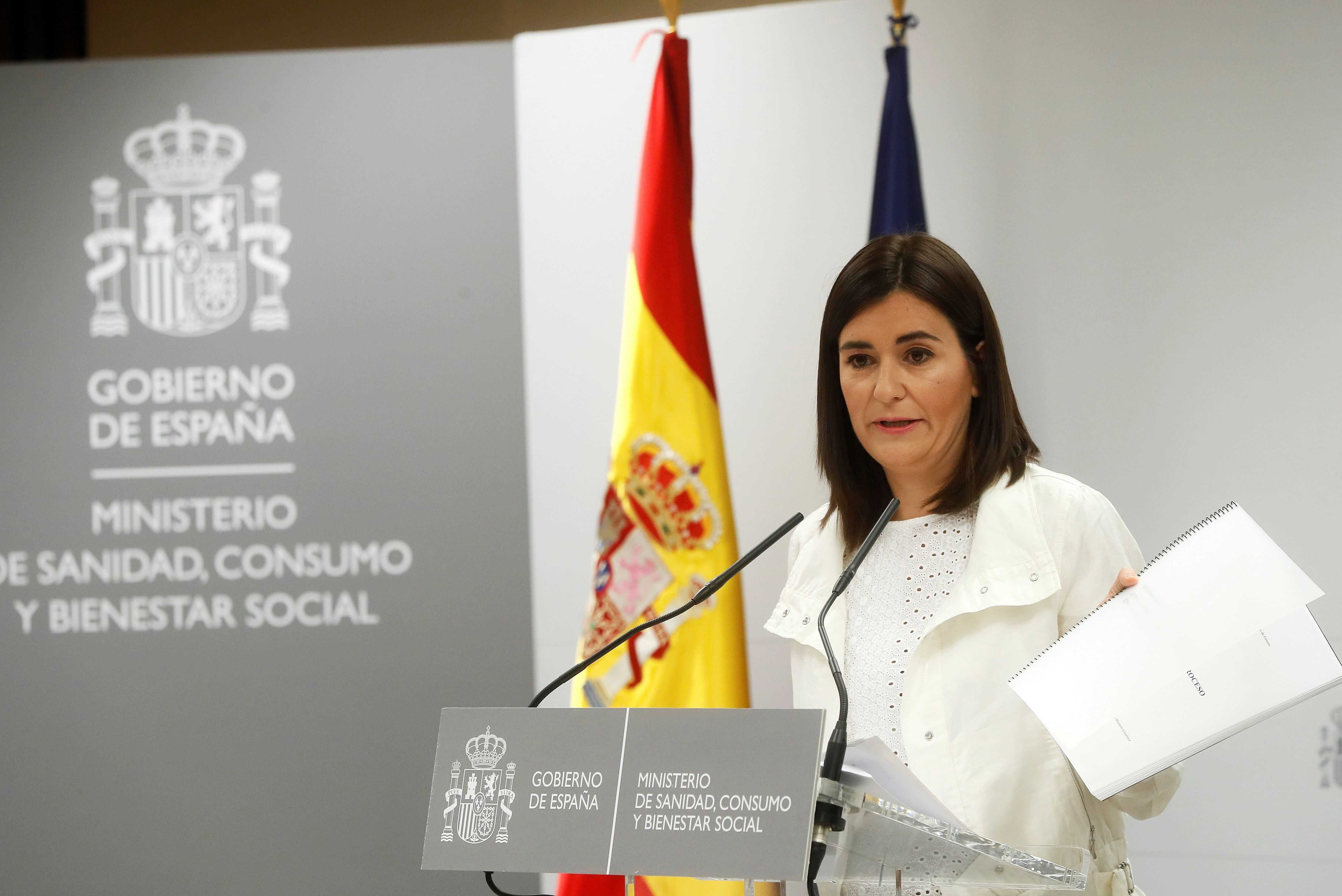 Montón muestra 'e-mails' y documentos para negar irregularidades en la obtención del máster
