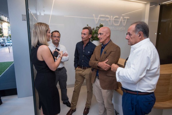 Inauguración de la Clínica Vericat en Benidorm (Fotos: RAFA MOLINA)