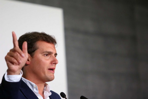 Cs pide la comparecencia de Montón en el Congreso: 