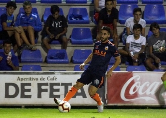 El Elche hace oficial la cesión del valencianista Nacho Gil