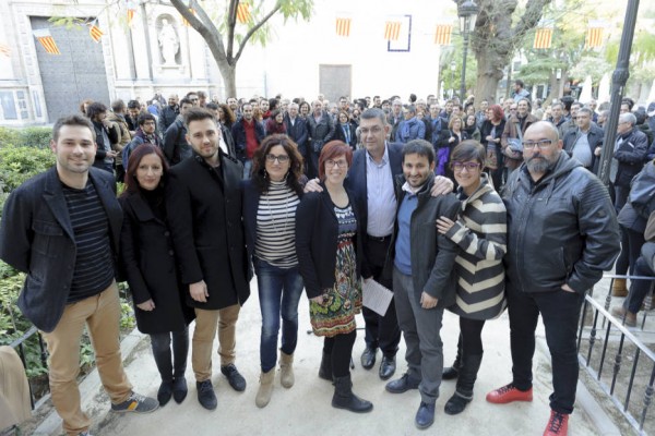 Micó se presenta a liderar el Bloc con un fuerte respaldo y estrecha las opciones de Carbonell