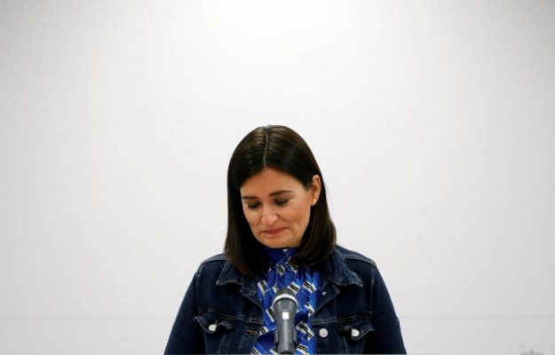 Montón dimite como ministra de Sanidad y arrastra a su equipo valenciano