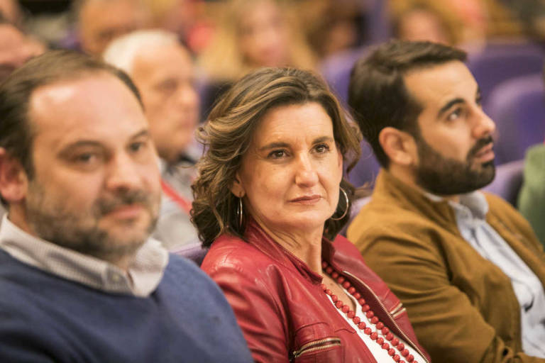 Caballero concentra el músculo provincial del PSPV en una cena con más de 200 personas