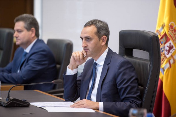 César Sánchez baraja ir a la Justicia si el Consell le quita las competencias de bomberos

