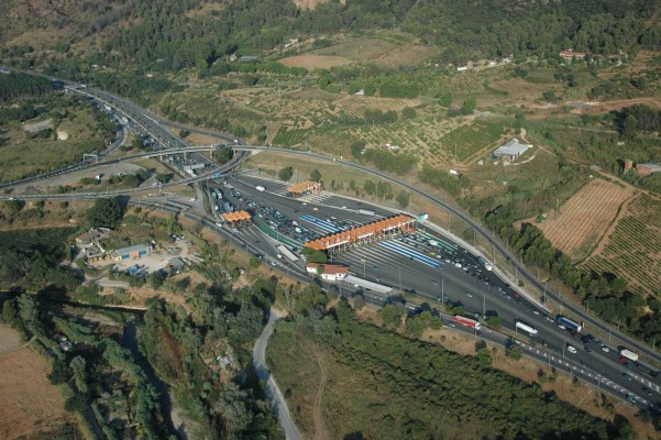 Los empresarios de transporte rechazan los desvíos obligatorios en vías de peaje