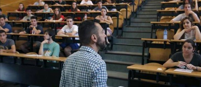 El Consell aprueba el decreto de tasas universitarias para el curso 2018-19 con una reducción del 8%