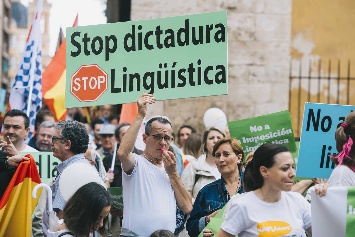 Una marcha con la 'libertad de elección de la lengua' y el plurilingüismo de fondo (FOTOS: KIKE TABERNER) 
